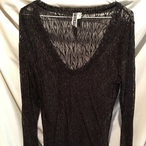 Buckle-BKE Metallic V Neck Long Sleeve Sweater Top